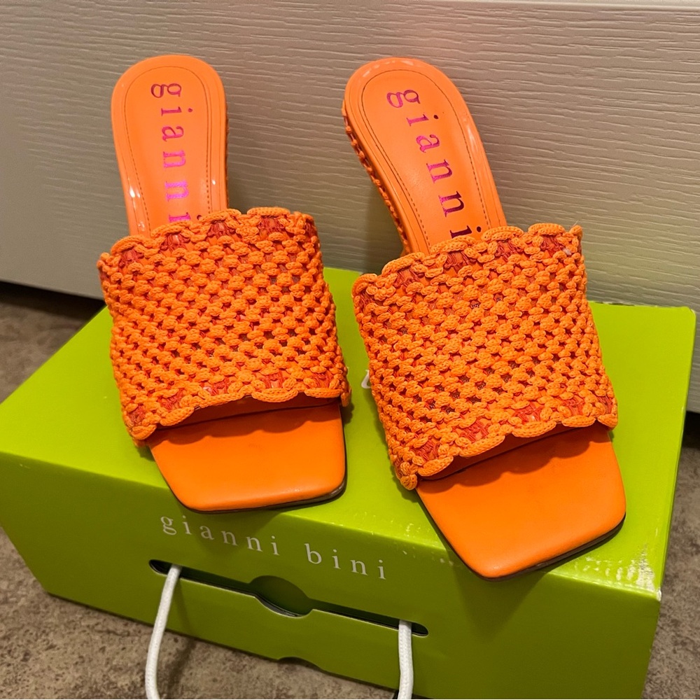 Gianni Bini Regina Heels - Sunshell Orange, Size 8 (Worn Once)